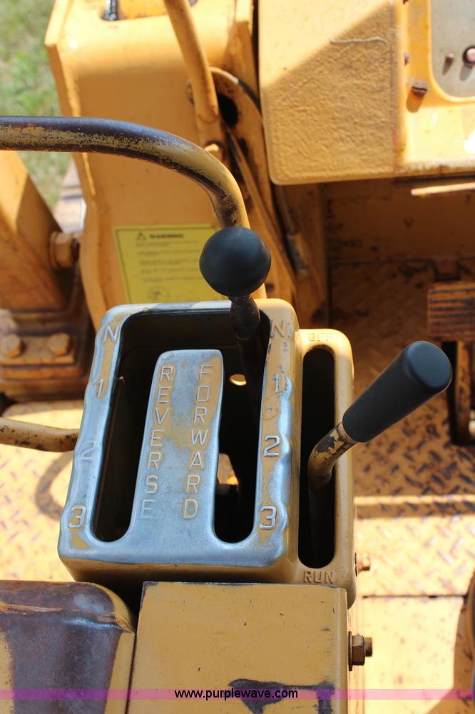 image for item H6547 1974 Caterpillar 955L track loader