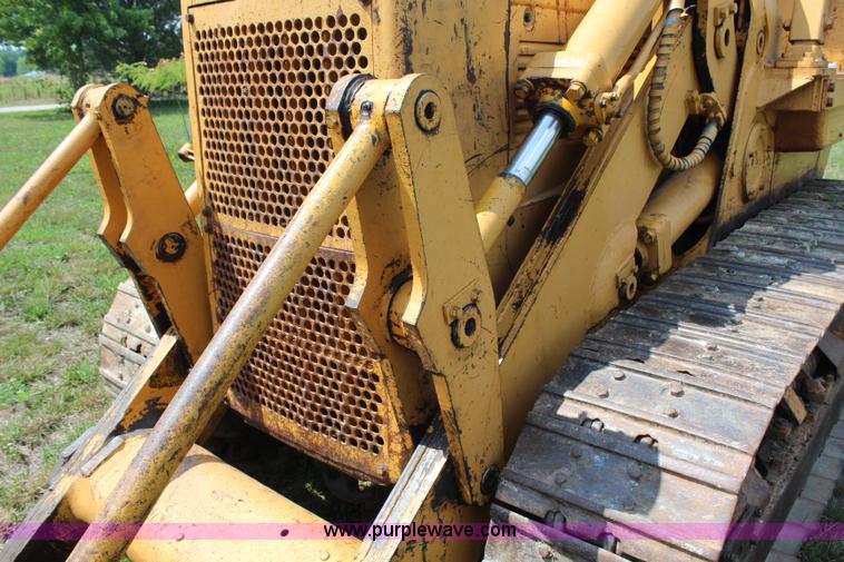 image for item H6547 1974 Caterpillar 955L track loader