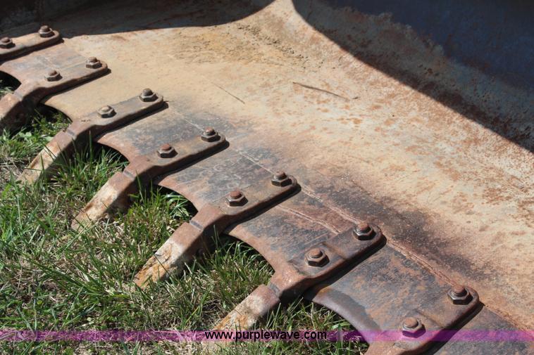 image for item H6547 1974 Caterpillar 955L track loader