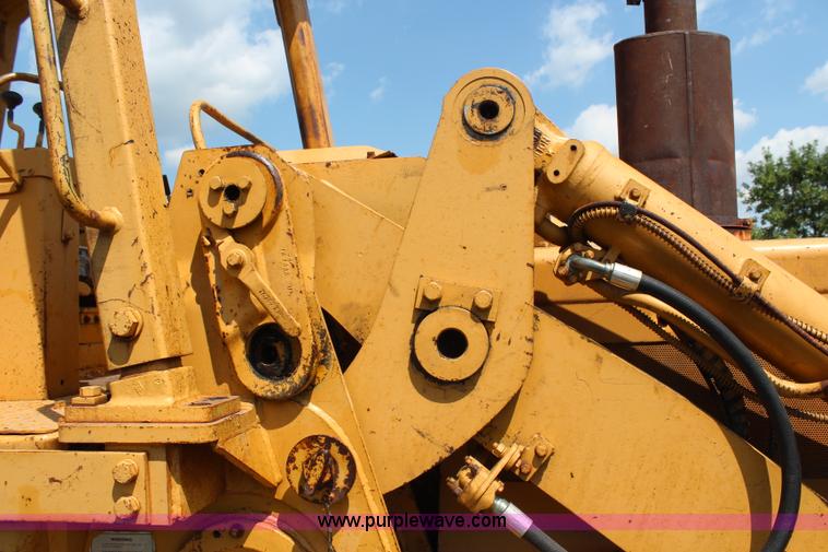 image for item H6547 1974 Caterpillar 955L track loader