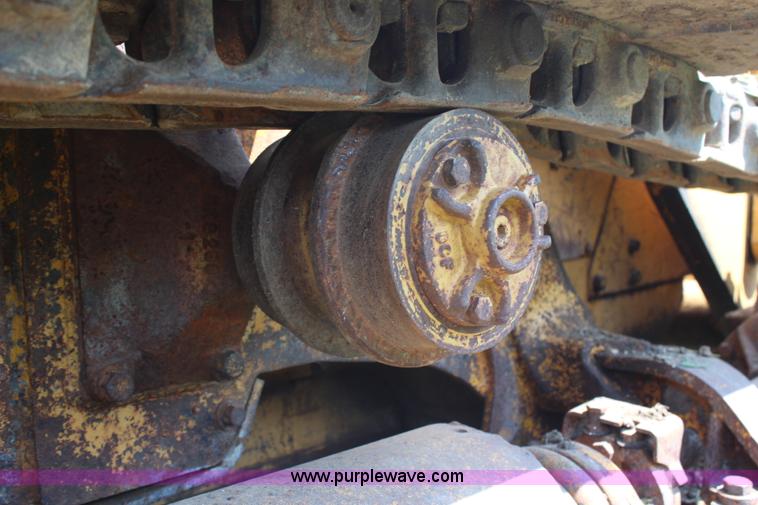 image for item H6547 1974 Caterpillar 955L track loader