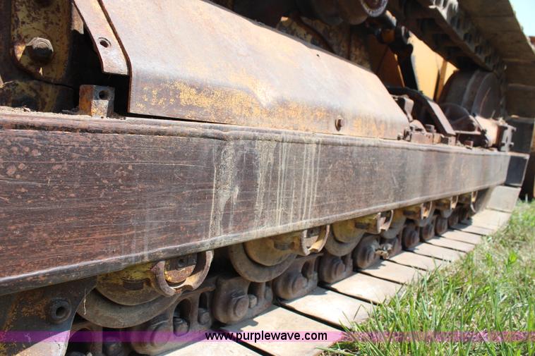 image for item H6547 1974 Caterpillar 955L track loader