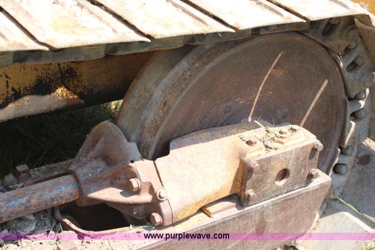 image for item H6547 1974 Caterpillar 955L track loader