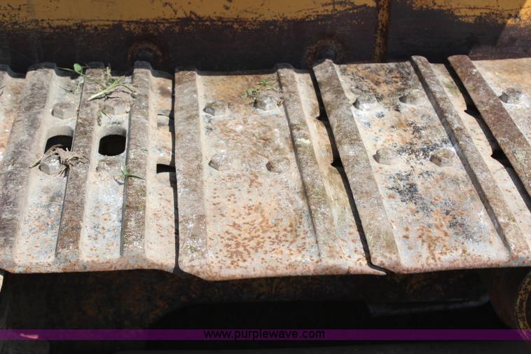 image for item H6547 1974 Caterpillar 955L track loader