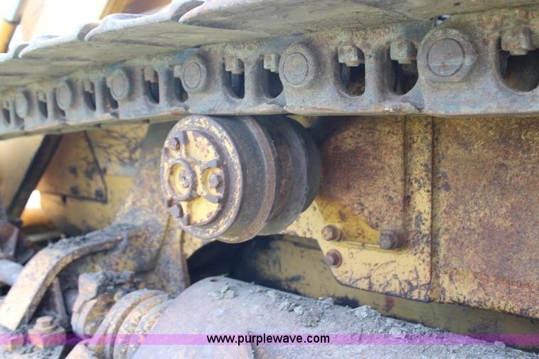 image for item H6547 1974 Caterpillar 955L track loader