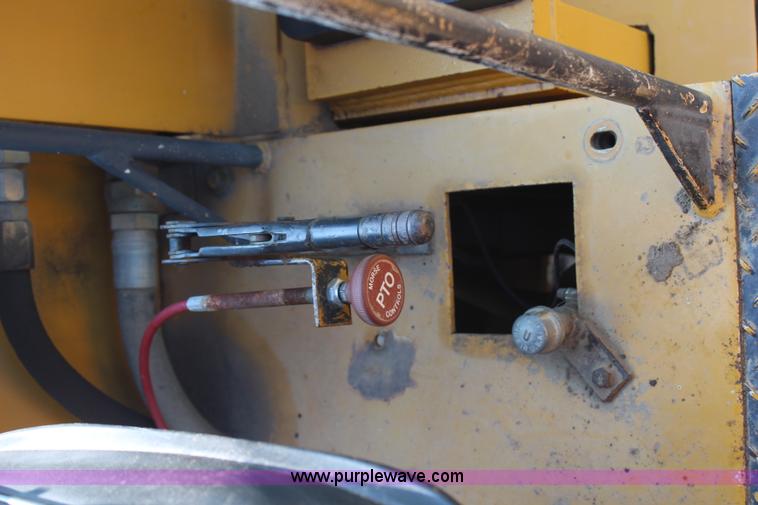 image for item H6553 Muller T118 compactor