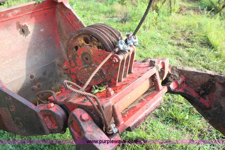 image for item H6555 Esco clam shell bucket