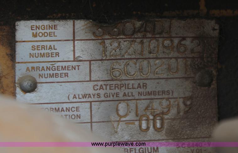 image for item H6704 1985 Caterpillar 225 LVC excavator