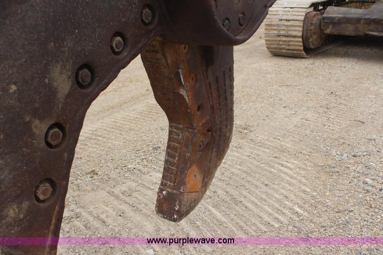 image for item H6704 1985 Caterpillar 225 LVC excavator
