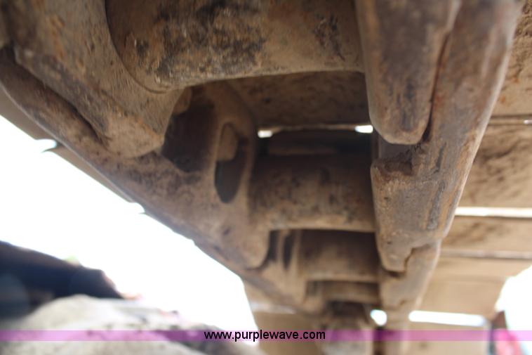 image for item H6704 1985 Caterpillar 225 LVC excavator