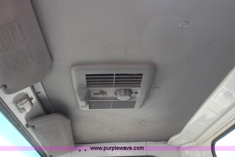 image for item H6735 2000 GMC 4500 sweeper truck