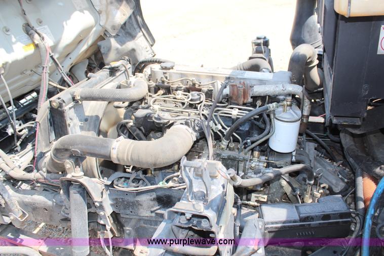 image for item H6735 2000 GMC 4500 sweeper truck