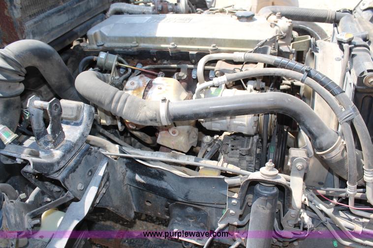 image for item H6735 2000 GMC 4500 sweeper truck