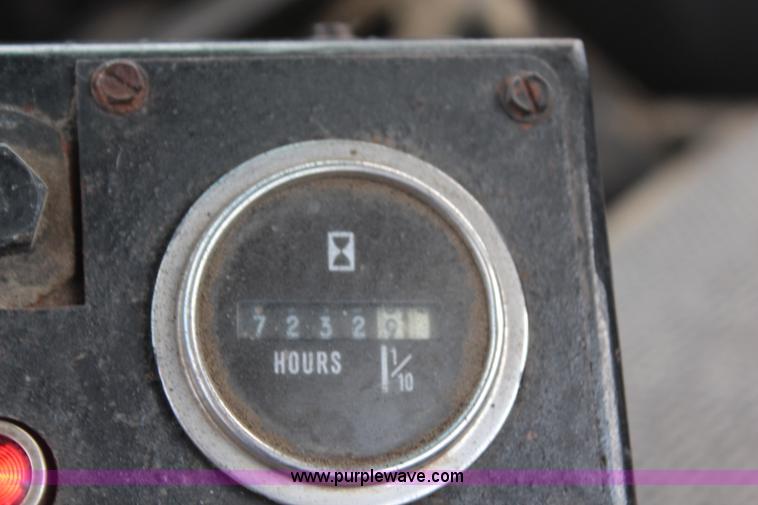 image for item H6736 1999 Isuzu NPR sweeper truck