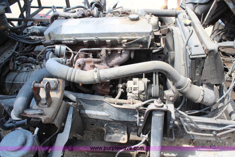 image for item H6736 1999 Isuzu NPR sweeper truck