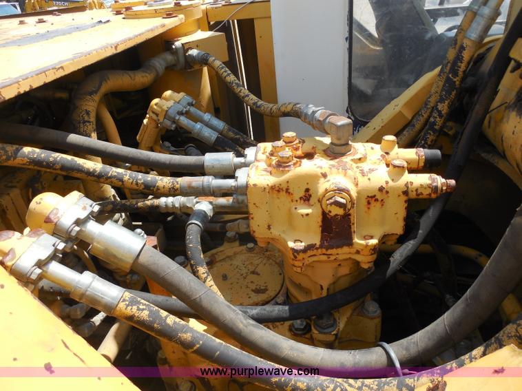 image for item H9849 Komatsu PC200LC-5L excavator