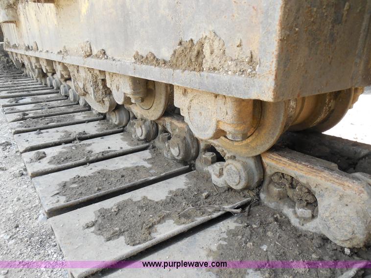 image for item H9849 Komatsu PC200LC-5L excavator