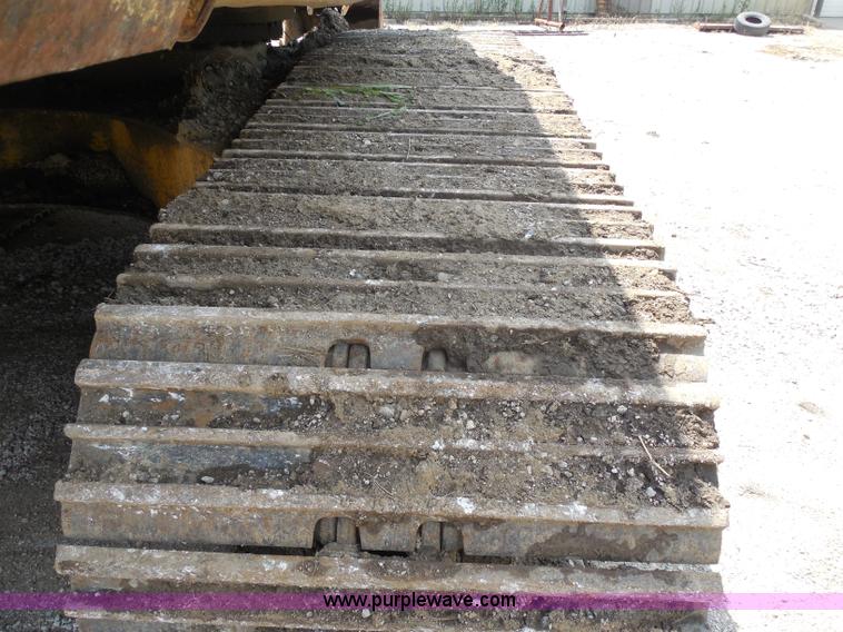 image for item H9849 Komatsu PC200LC-5L excavator