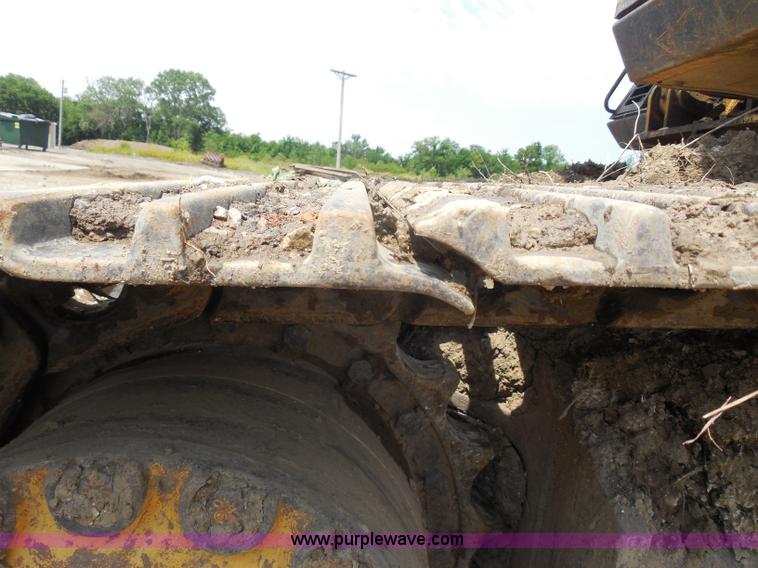 image for item H9849 Komatsu PC200LC-5L excavator