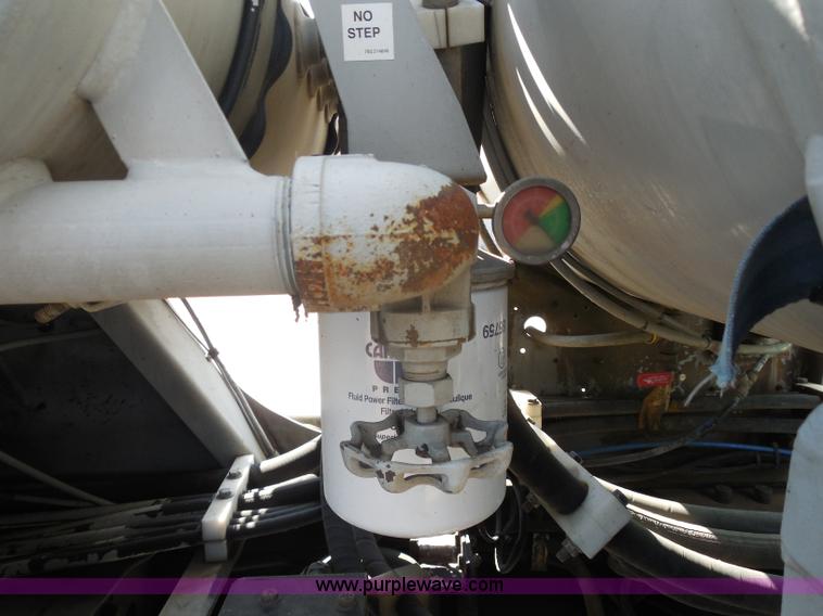 image for item H9863 1996 Mack RD690S mixer truck