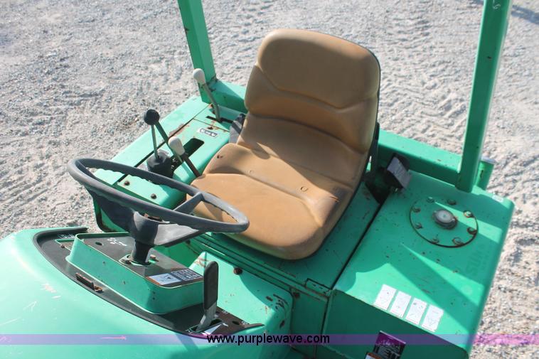 image for item I7932 2003 Vermeer RT450 trencher