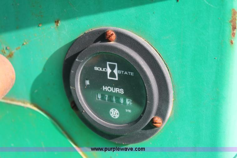 image for item I7932 2003 Vermeer RT450 trencher