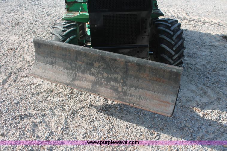 image for item I7932 2003 Vermeer RT450 trencher