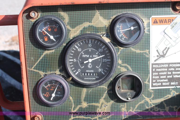 image for item I7933 1997 Ditch Witch 7610DD trencher cable plow