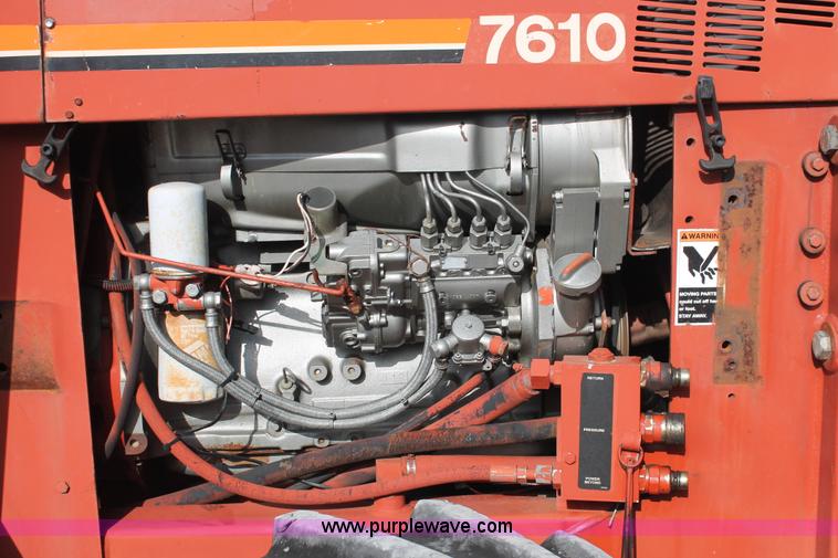 image for item I7933 1997 Ditch Witch 7610DD trencher cable plow