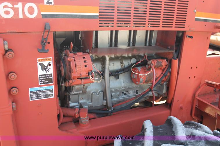 image for item I7933 1997 Ditch Witch 7610DD trencher cable plow