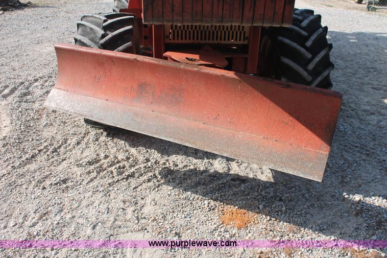 image for item I7933 1997 Ditch Witch 7610DD trencher cable plow