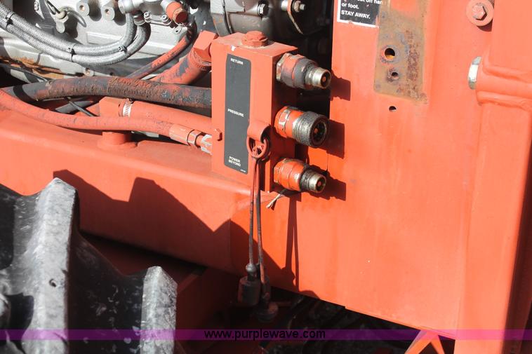 image for item I7933 1997 Ditch Witch 7610DD trencher cable plow