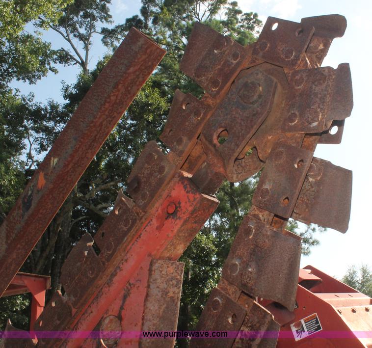 image for item I7933 1997 Ditch Witch 7610DD trencher cable plow
