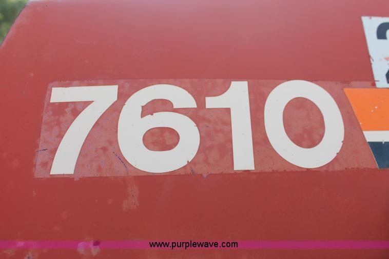 image for item I7933 1997 Ditch Witch 7610DD trencher cable plow