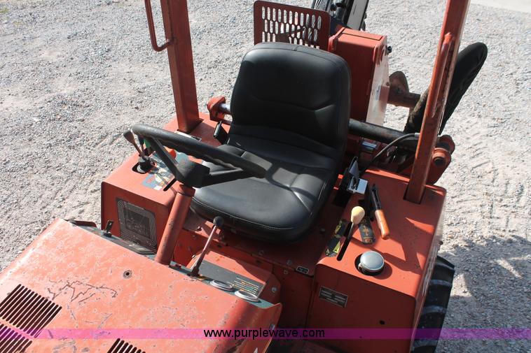 image for item I7934 2002 Ditch Witch 3700DD slide trencher