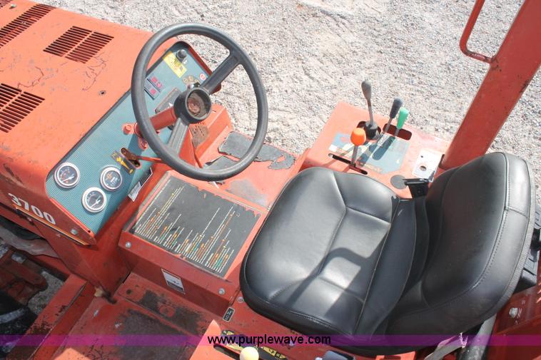 image for item I7934 2002 Ditch Witch 3700DD slide trencher