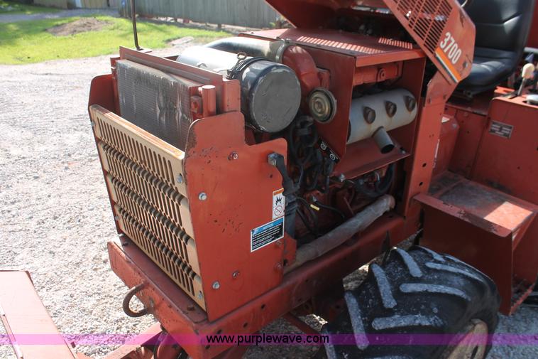 image for item I7934 2002 Ditch Witch 3700DD slide trencher