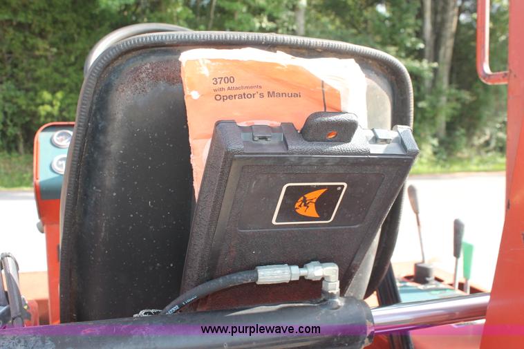 image for item I7934 2002 Ditch Witch 3700DD slide trencher