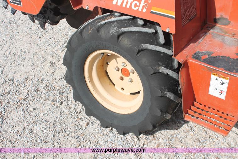 image for item I7934 2002 Ditch Witch 3700DD slide trencher