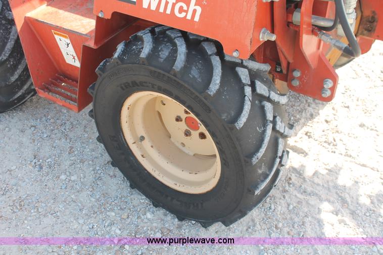 image for item I7934 2002 Ditch Witch 3700DD slide trencher