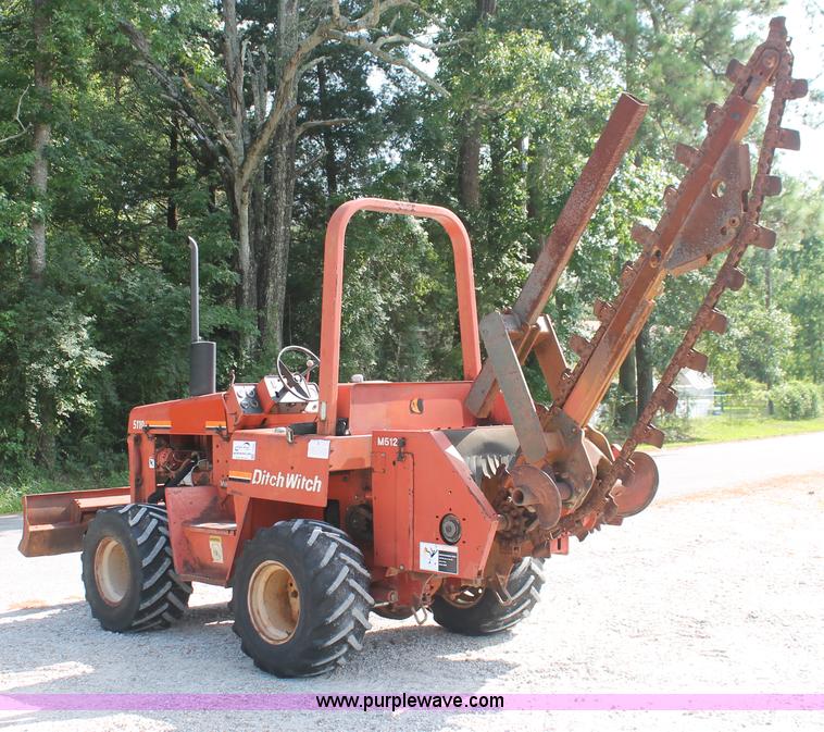 image for item I7935 1993 Ditch Witch 5110DD trencher