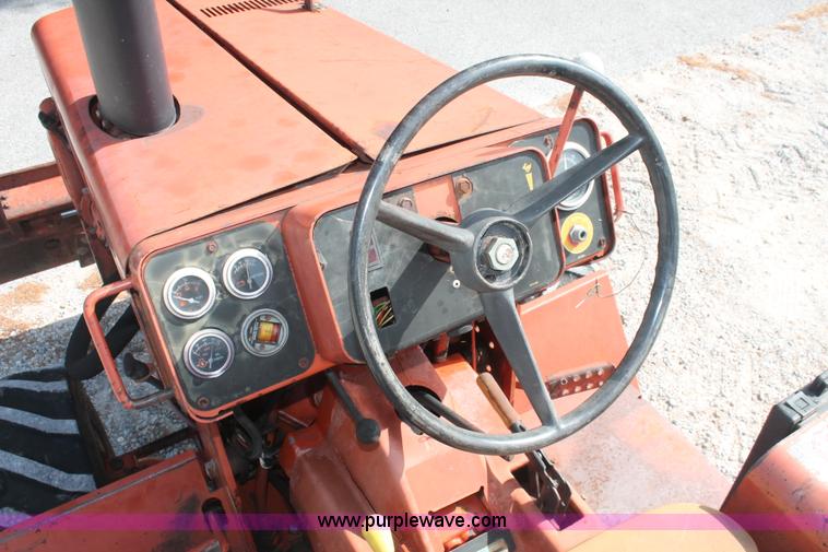 image for item I7935 1993 Ditch Witch 5110DD trencher