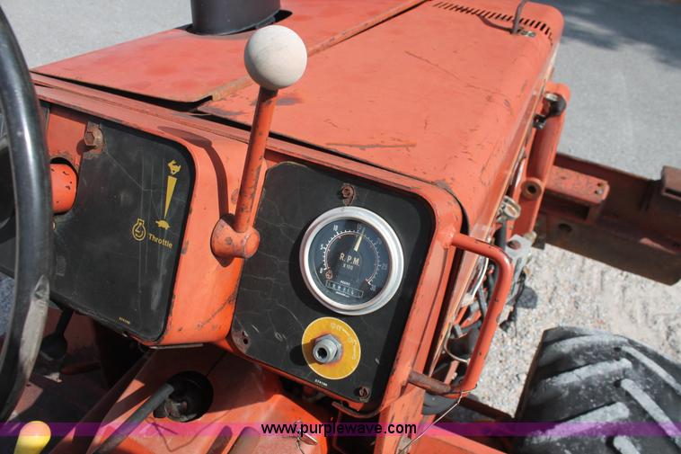 image for item I7935 1993 Ditch Witch 5110DD trencher