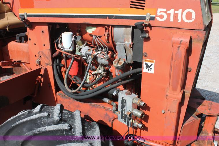 image for item I7935 1993 Ditch Witch 5110DD trencher
