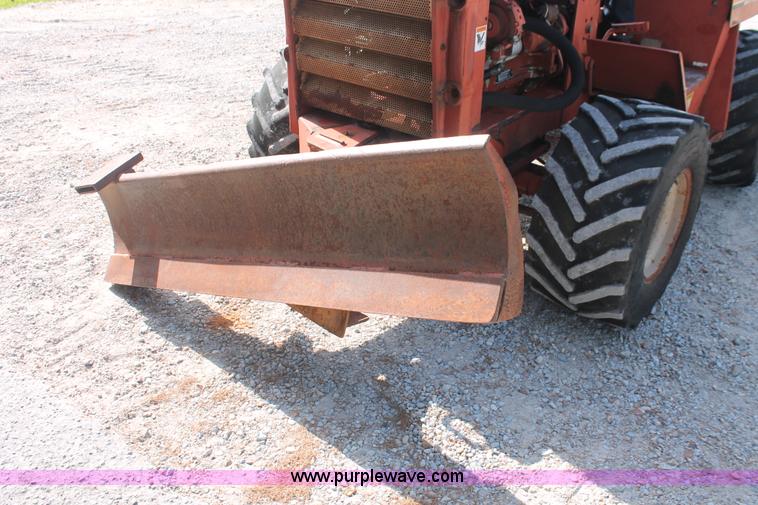 image for item I7935 1993 Ditch Witch 5110DD trencher