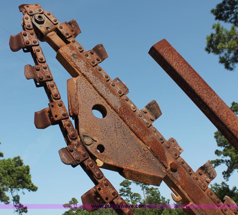 image for item I7935 1993 Ditch Witch 5110DD trencher