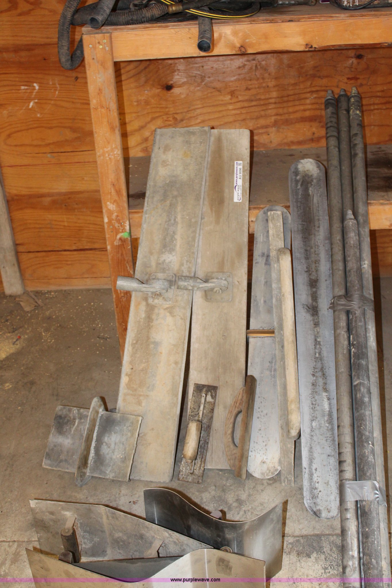 Concrete finishing tool kit in Topeka, KS Item AU9096 sold Purple Wave