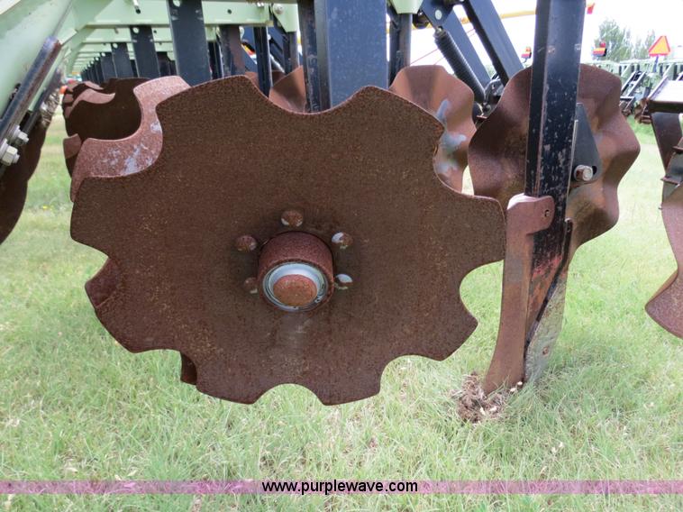 image for item B4786 2007 Orthman 1TRIPR 12R30 strip till