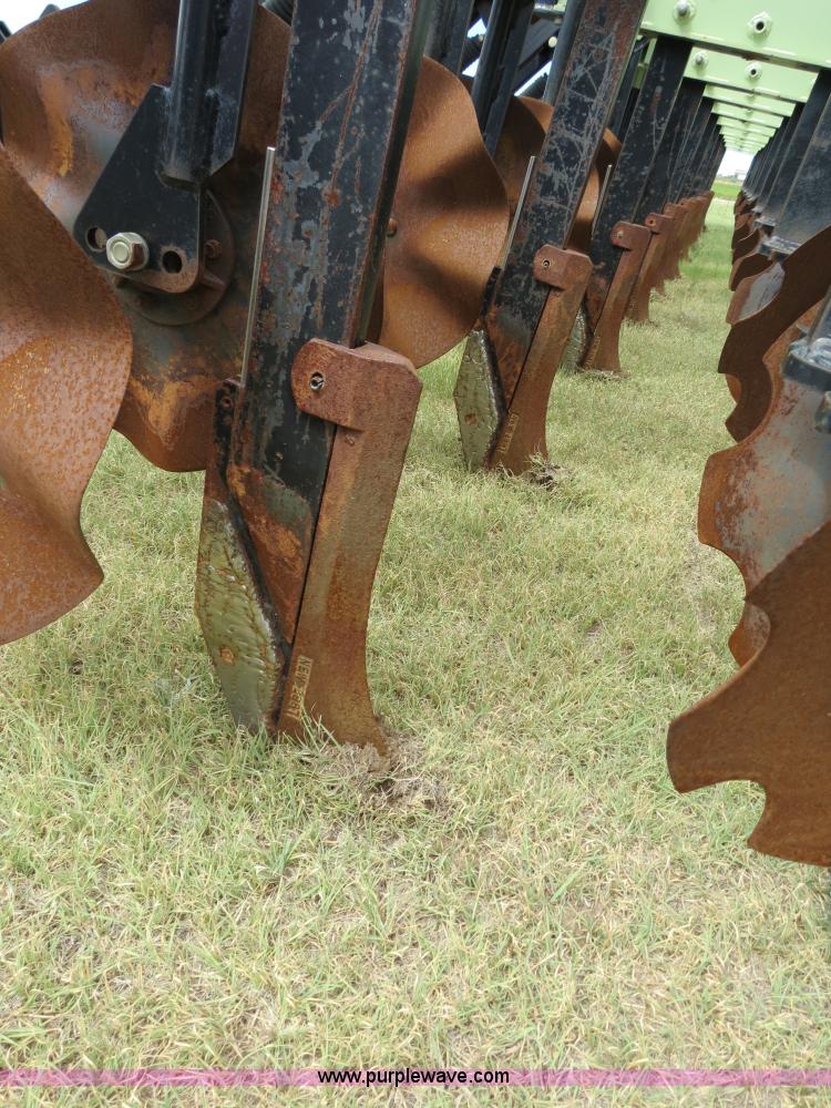 image for item B4786 2007 Orthman 1TRIPR 12R30 strip till