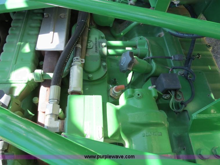 image for item B4789 2009 John Deere 4930 self-propelled sprayer